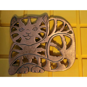 Vintage Copper and Cast Iron Cat Trivet